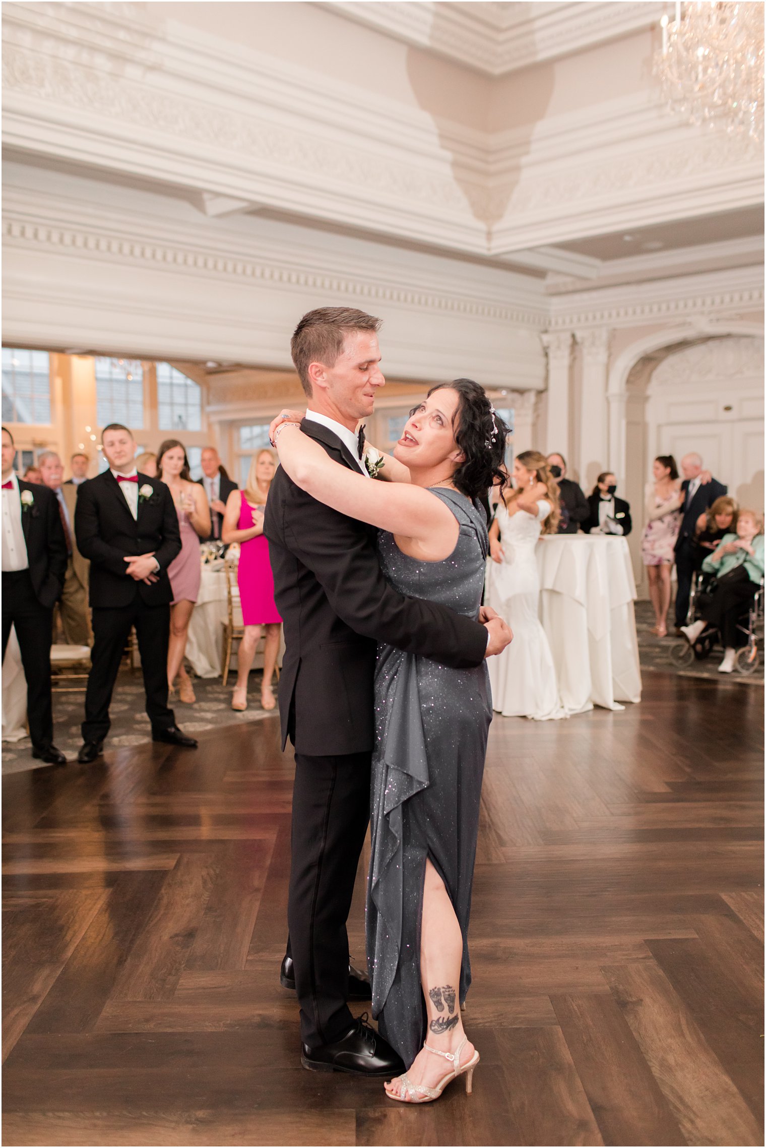 groom dances with mother during NJ wedding reception 