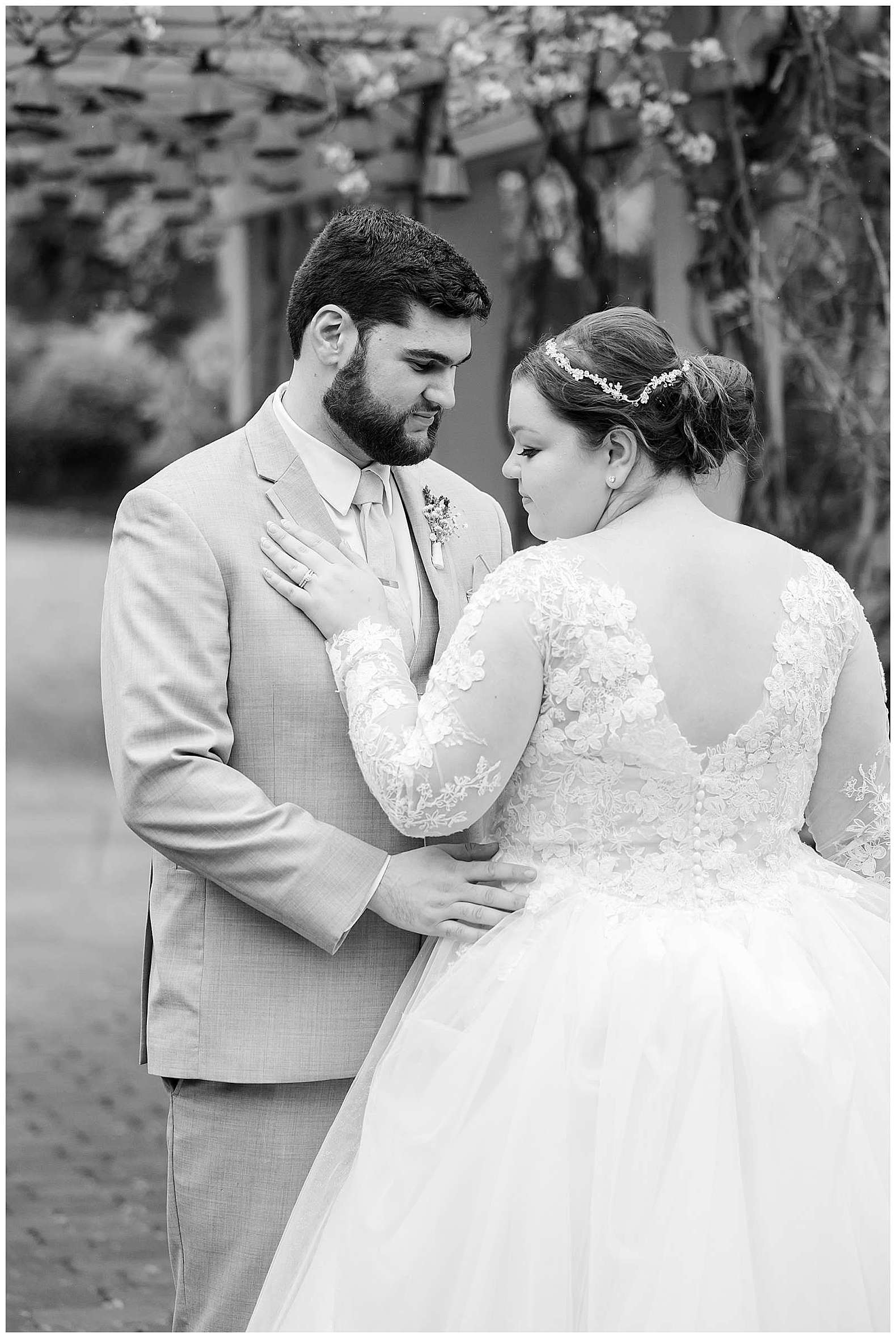 classic bride and groom portrait at Scotland Run wedding in Williamstown, NJ