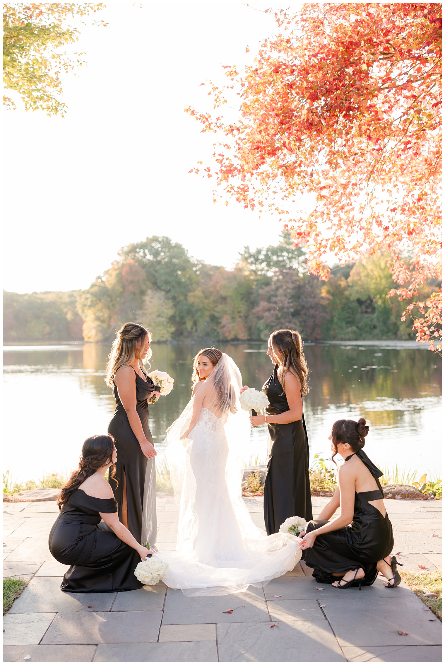 bride with her bridesmaids