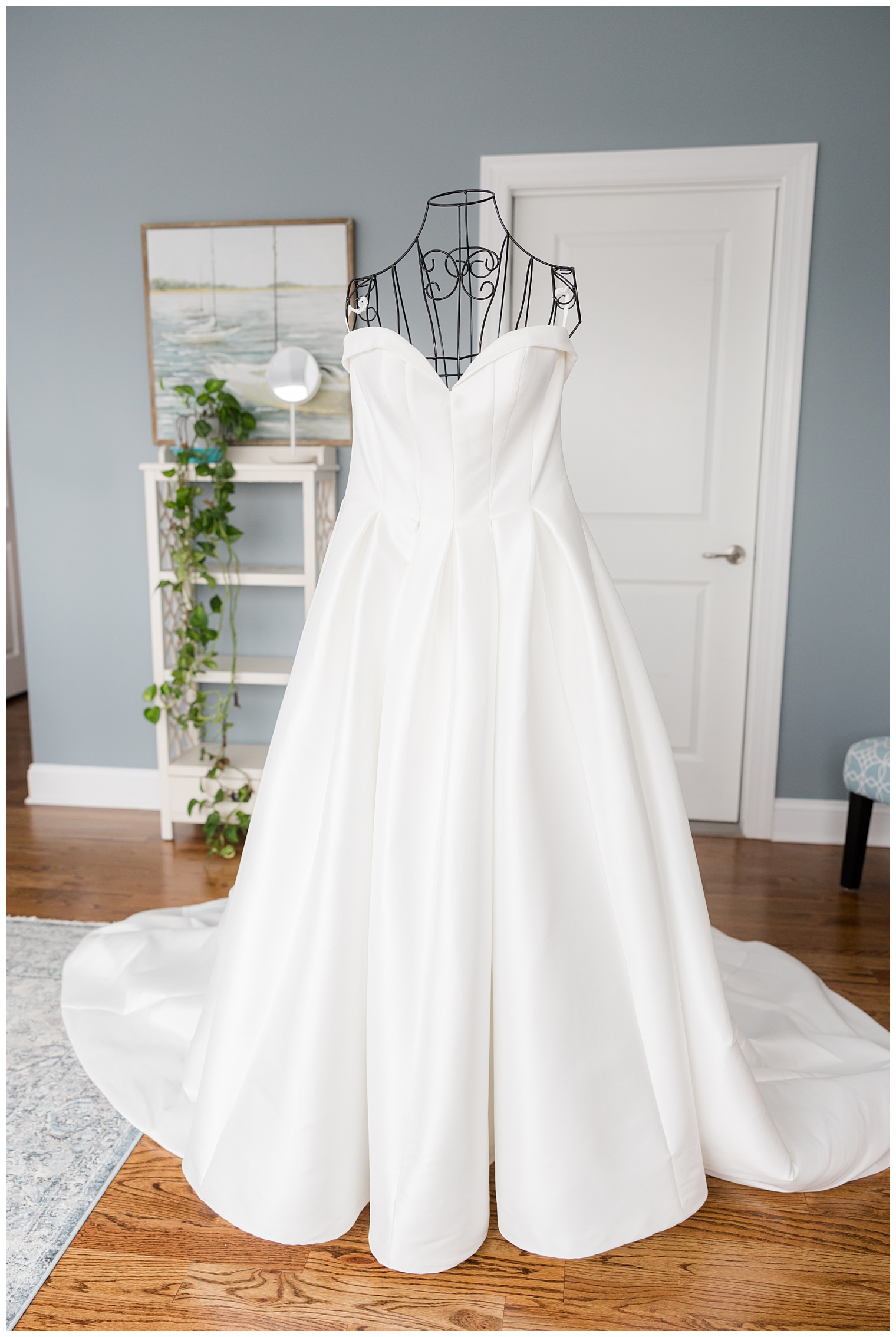 wedding dress