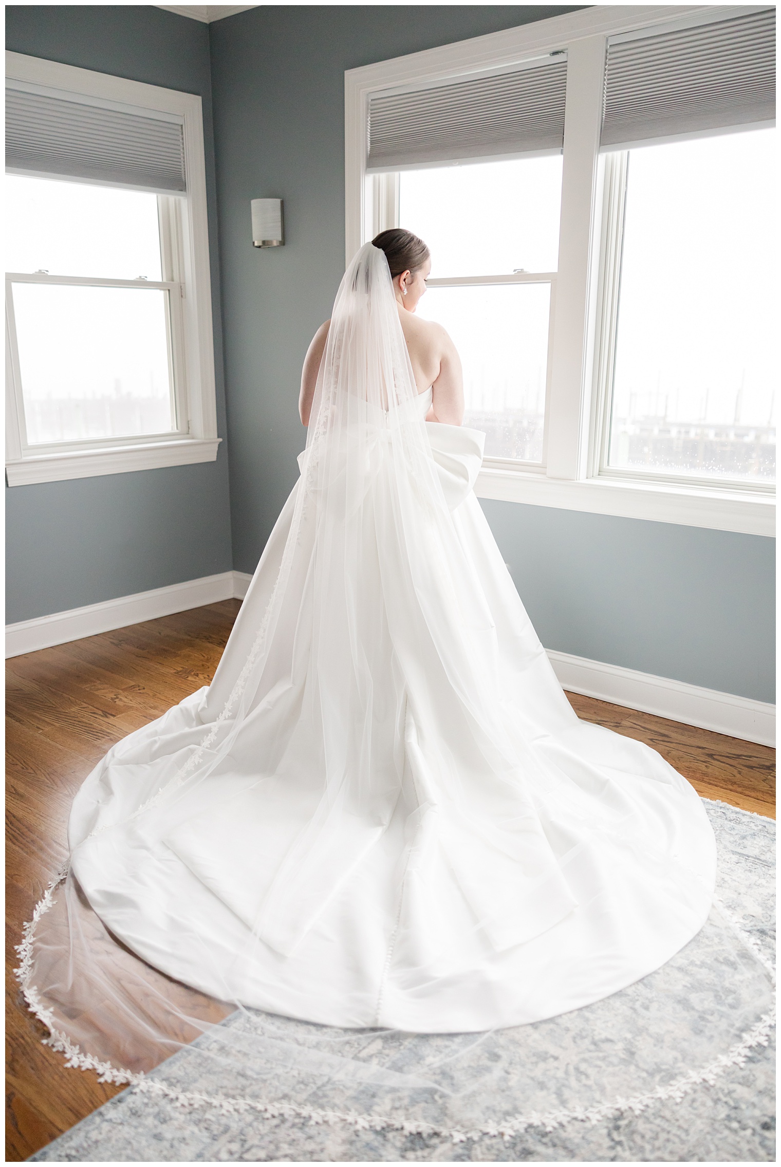 bride posing