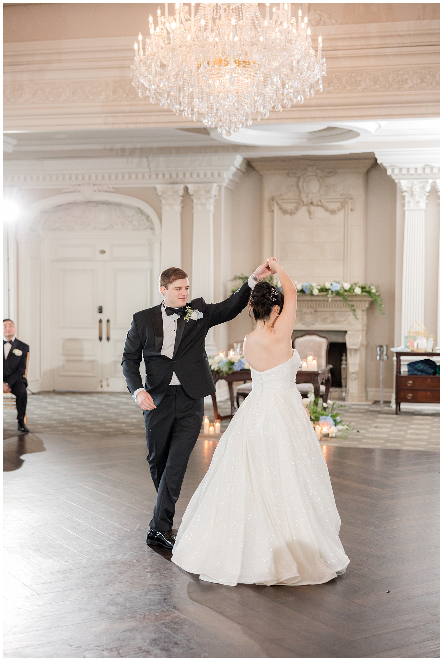 husband and wife first dance