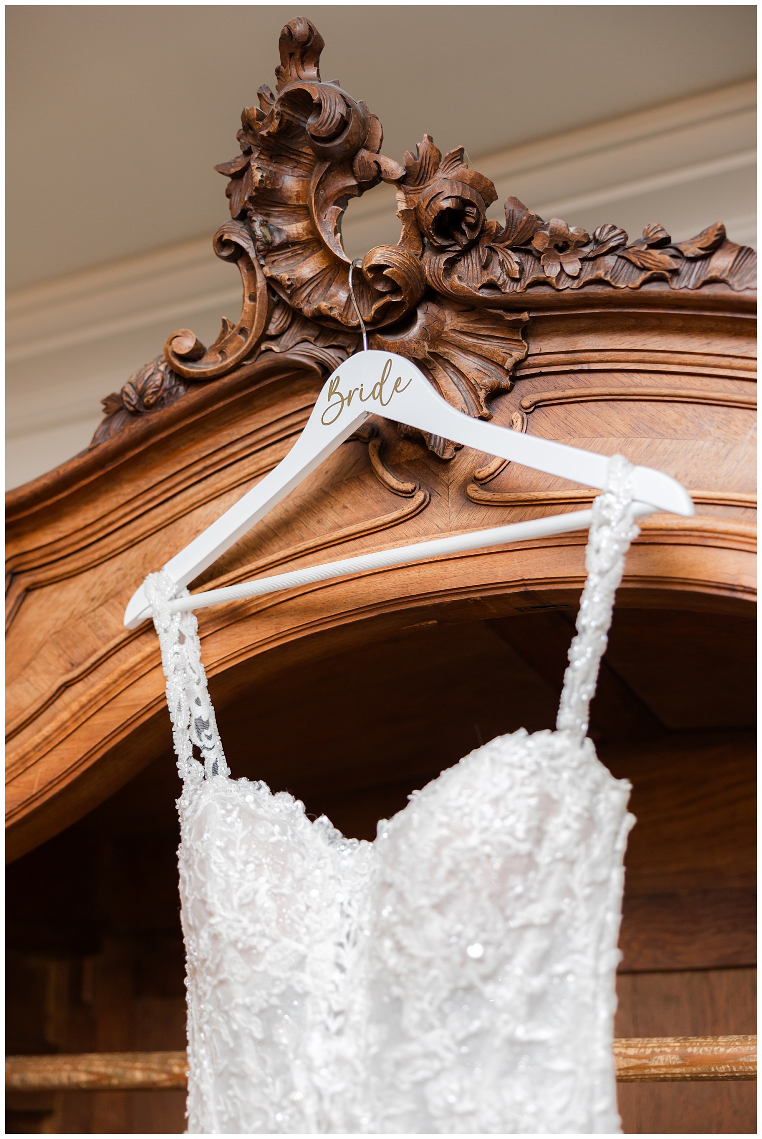 wedding dress